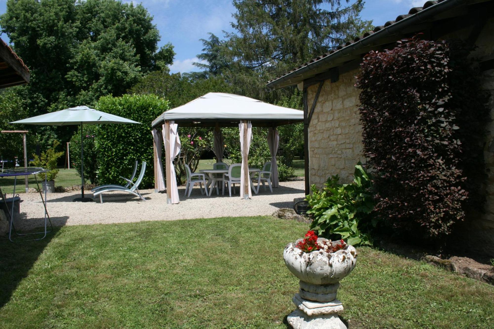 Domaine Des Hirondelles Villa Saint-Vincent-de-Cosse Eksteriør billede